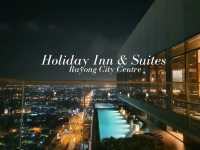 ที่พักใจกลางเมืองระยอง Holiday Inn&Suites Rayong