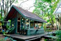 สวนซ่อนศิลป์ Secret Art Garden 