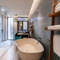Pool Villa สระ 7 สี ที่ Hyatt Regency Koh Samui