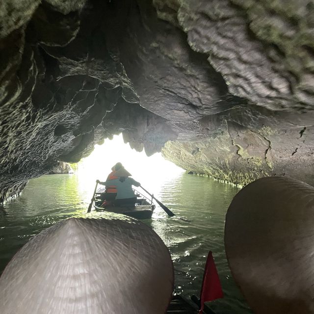 ベトナムの世界遺産「チャンアン」クルーズ