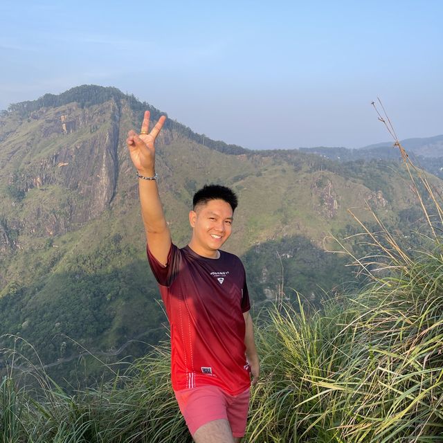 Climbed Little Adam’s Peak TWICE 🙌🏼😍🇱🇰