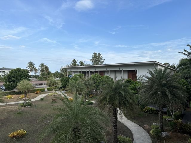NANA BEACH HOTEL & RESORT ที่พักริมเล ราคาเบา