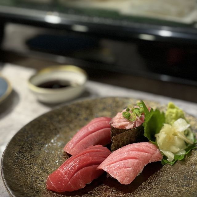 📍香港九龍城｜渡邊屋 · 超隱世壽司餐廳！即叫即製新鮮壽司超厚魚生丼🍣