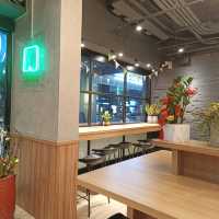 樂檸漢堡 高雄苓雅店 穿短褲免費升級大暑 結合綠色環保議題的餐廳