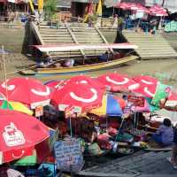 Discover Amphawa Floating Market Bangkok