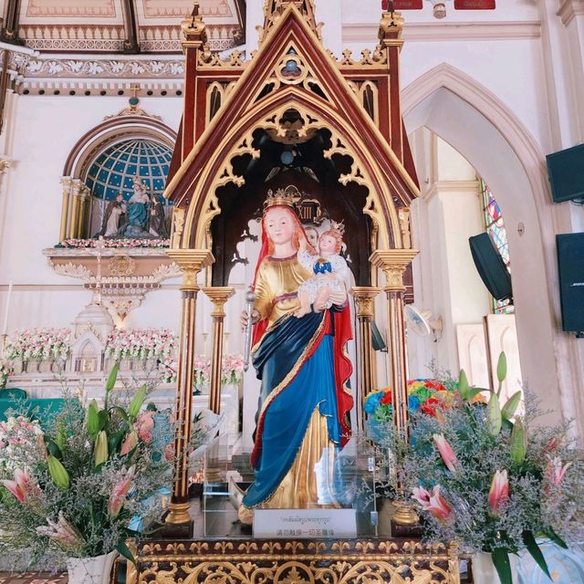 โบสถ์​คริสต์​เก่าแก่ริมแม่น้ำเจ้าพระยา