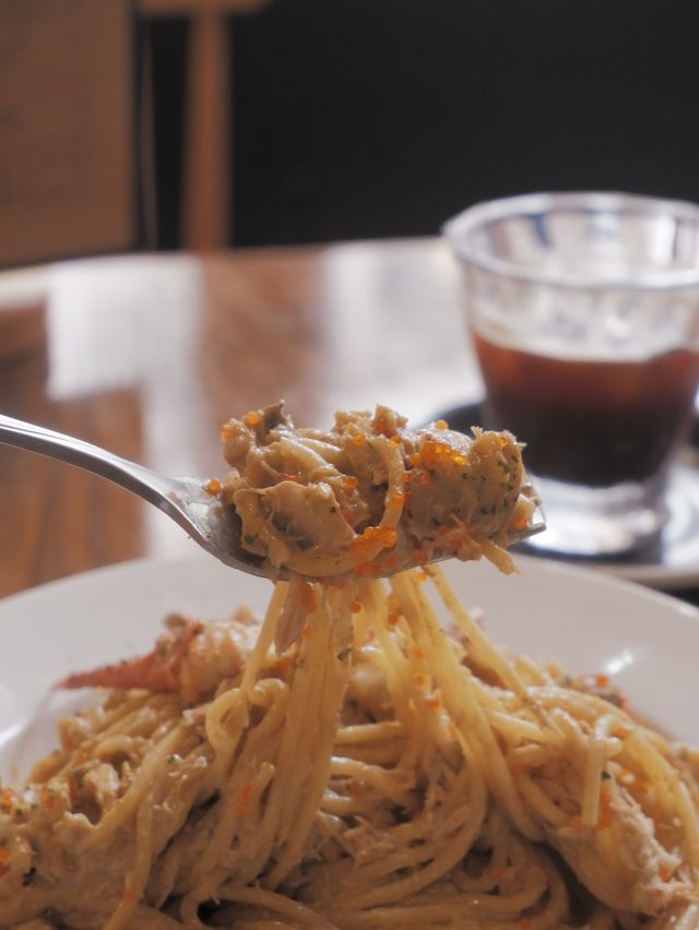 屯門友聚腳Cafe，CP值高的🦀蟹膏意粉 