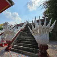 ไหว้พระขอพรวัดเชิงเลน