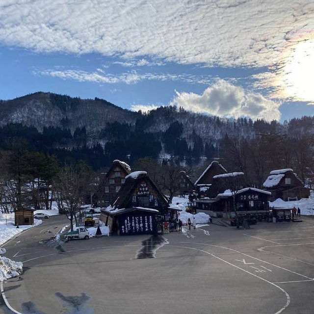 Shirakawago under the snow