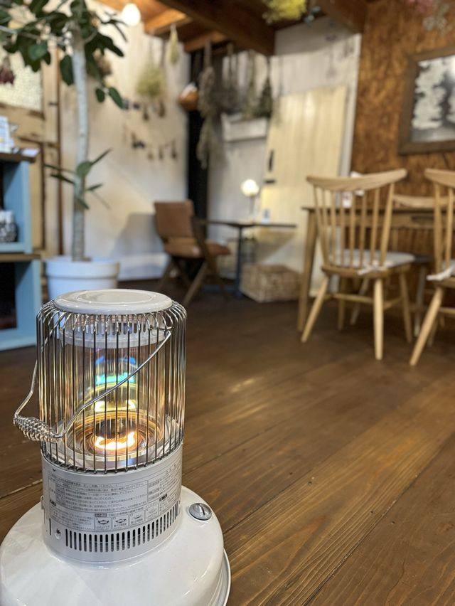 【福岡カフェ】工場をリノベーションしたとは思えない！アンティークカフェ❁⃘*.ﾟ