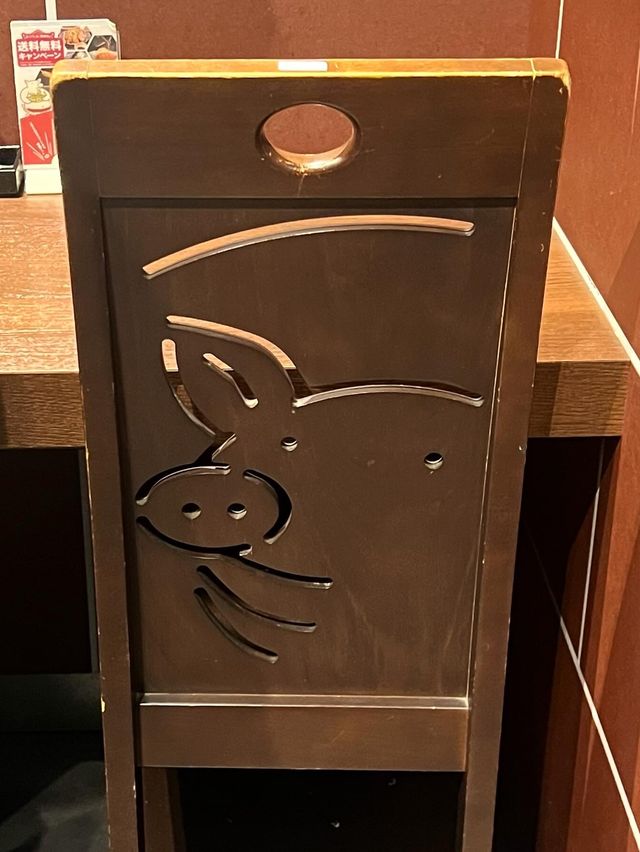 【名古屋グルメ】矢場とんの本店は平日でも行列必至！