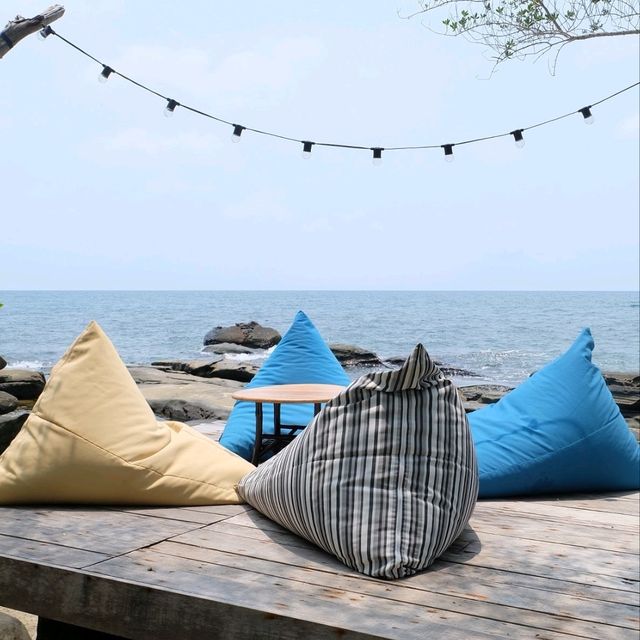 คาเฟ่สวยๆ บรรยากาศดีๆ บนเกาะกูด
