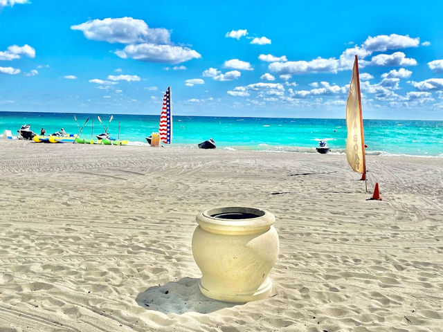 The Diplomat Beach Resort 