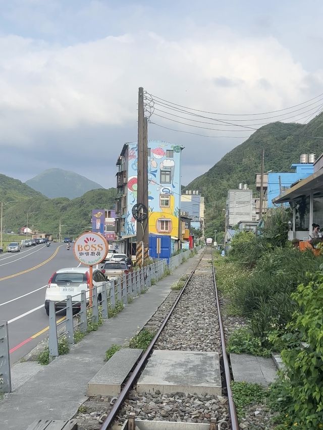 ปั่นปลาปักเป้าชมวิวริมทะเล | Shen’ao Rail Bike