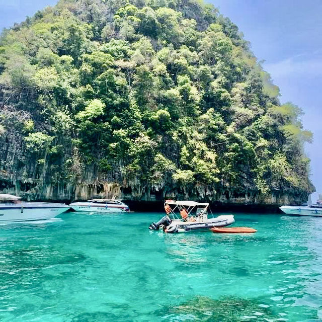 Phra Nang Cave Beach