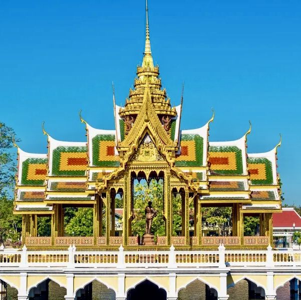 🌟 Discover the Enchanting Bang Pa-In Royal Palace! 🏰✨