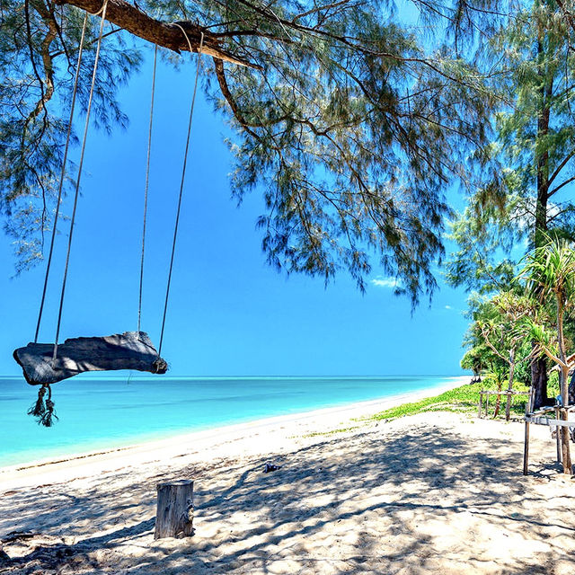 🏖️ Koh Samet: Sandy Beaches and Island Adventures 🌞🏝️