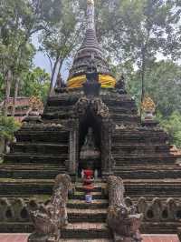 Wat Pha Lat Hike (Monk's trail)