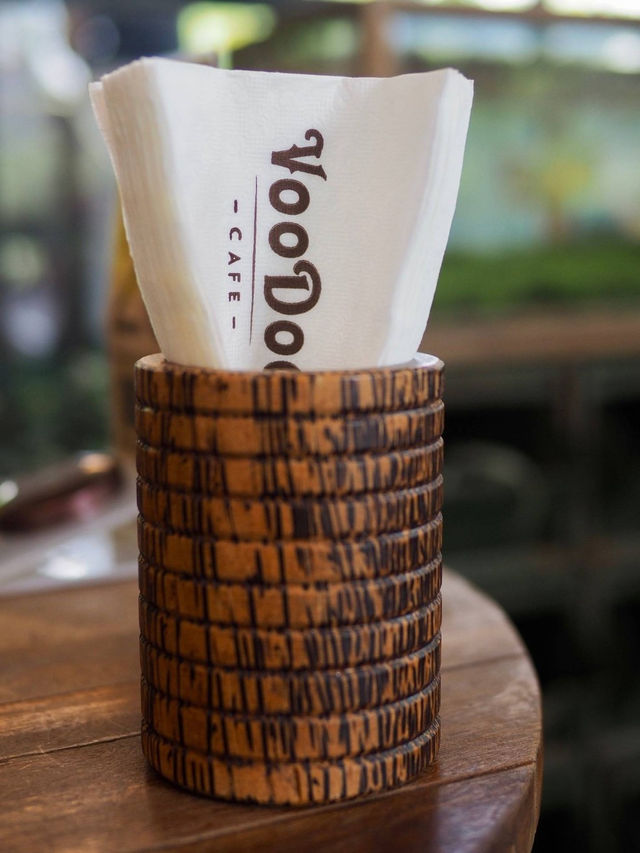 Voodoo คาเฟ่สุดอลังการย่านหนองจอก
