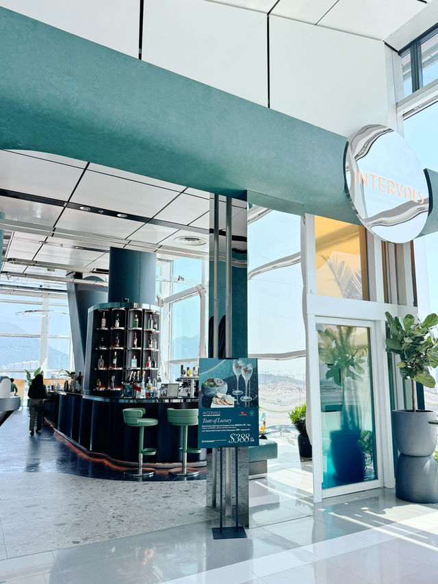 機場禁區竟然有免費午餐！香港機場靚景bar