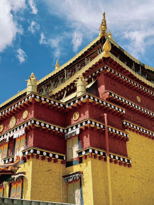 🇨🇳 Songzanlin Monastery: A Spiritual High in Shangri-La