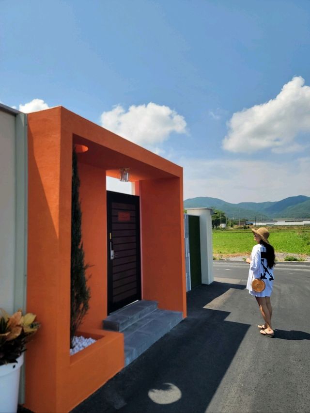 화가출신 건축가들의 작품같은 감성숙소🧡