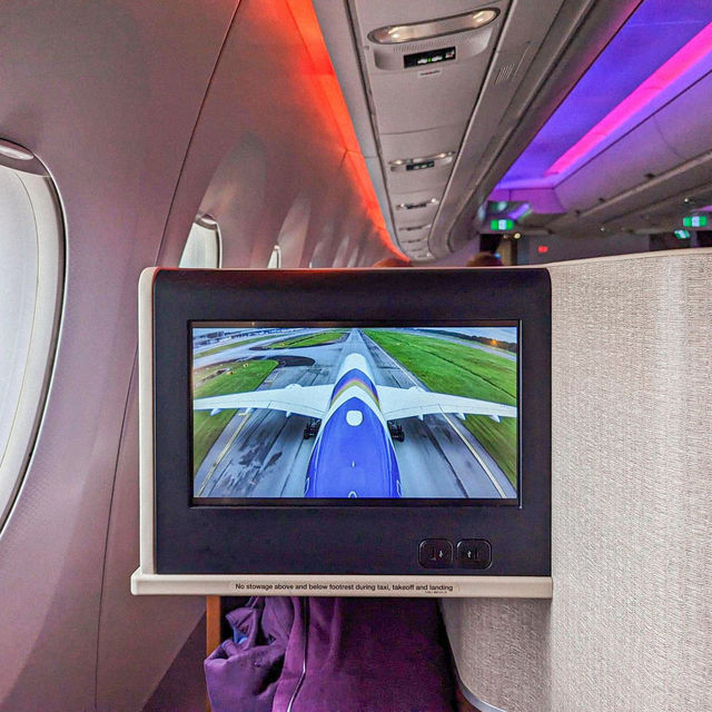 THAI AIRWAYS | รักคุณเท่าฟ้าพารีวิวชั้นธุรกิจ
