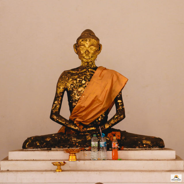 วัดพระแท่นดงรังวรวิหาร