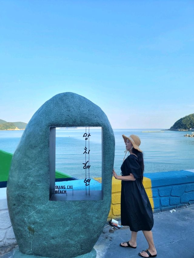 물이 진짜 맑은 몽돌 망치해수욕장🏖