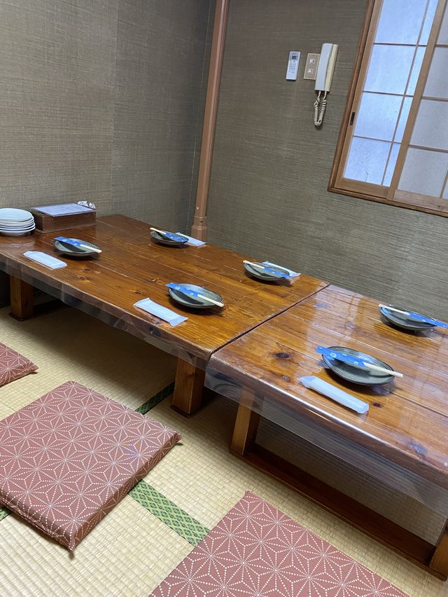 【奄美】南国！衝撃の美味さ味噌でいただく刺身