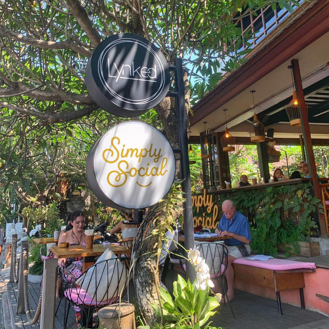 🌴A Simply Amazing Cafe in Ubud💕