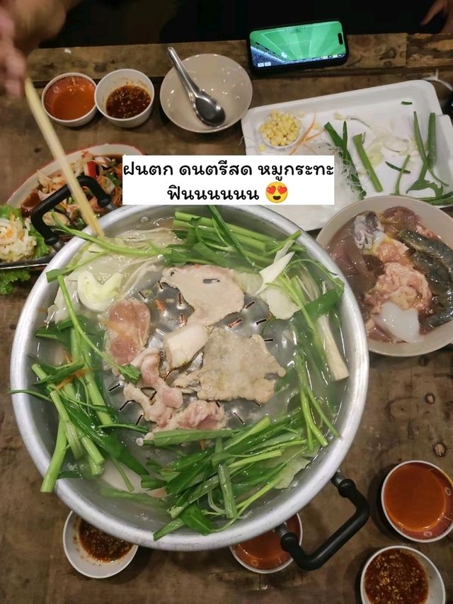 แคมป์คลองโยง ร้านอาหารสไตล์ camping