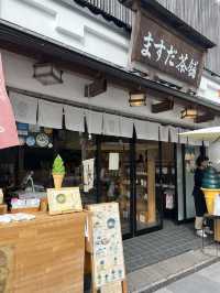 大阪出發一小時即到宇治😬體驗古色日本風‼️必行表參道🤪特色抹茶手信