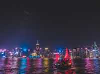 ชมแสงไฟยามค่ำคืน ที่ Victoria Harbour 🌃