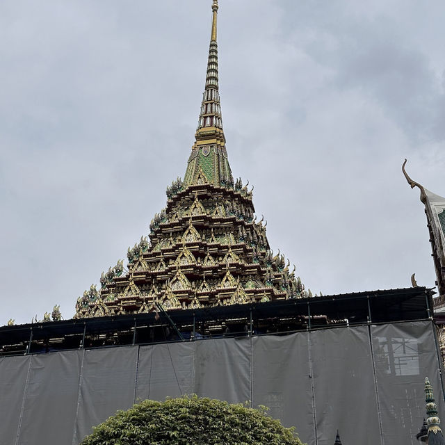 A Glimpse into Thailand’s Royal Grandeur at The Grand Palace 