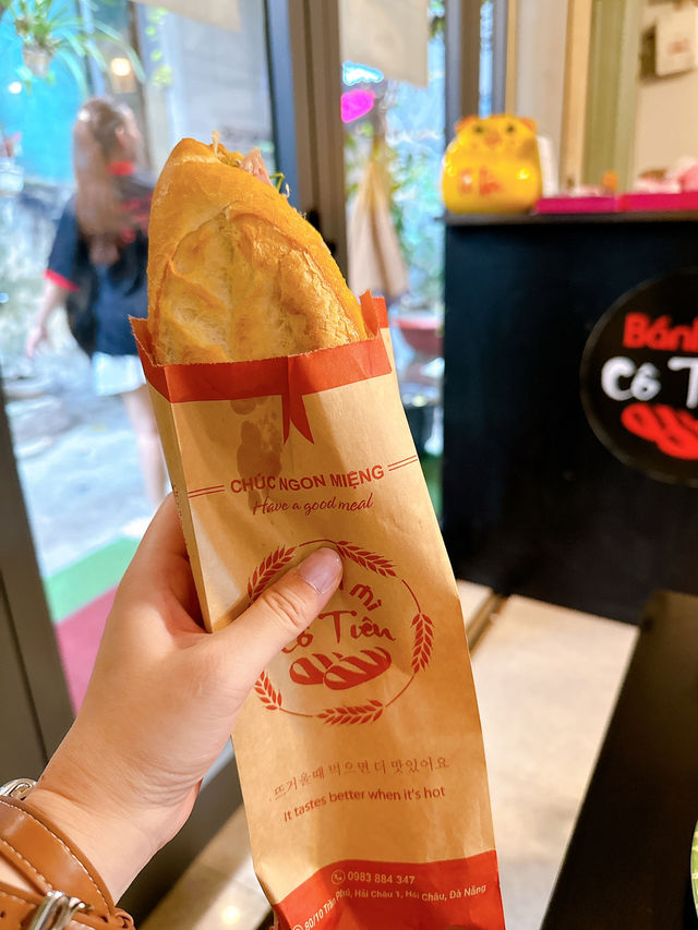 【ベトナム/ダナン】１つ150円？コスパ良すぎなバインミー🥖（道案内付き）