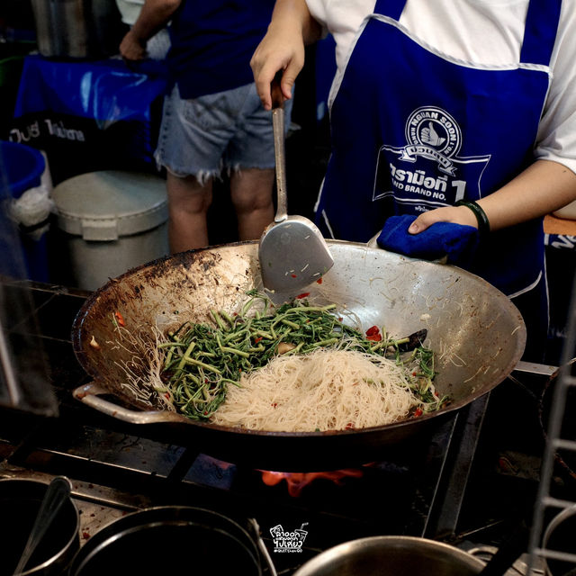 ตะลุยกินเทศกาลกินเจที่ถนนเยาวราช !!!
