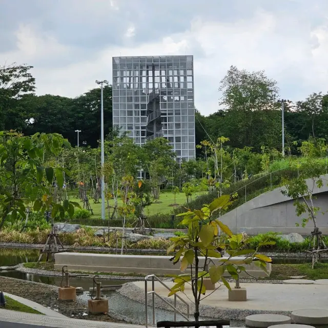 สมเด็จพระนางเจ้าสิริกิติ์ พระบรมราชินีนาถ สวนสาธารณะ