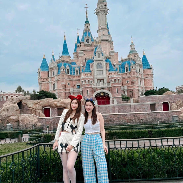 Disneyland shanghai