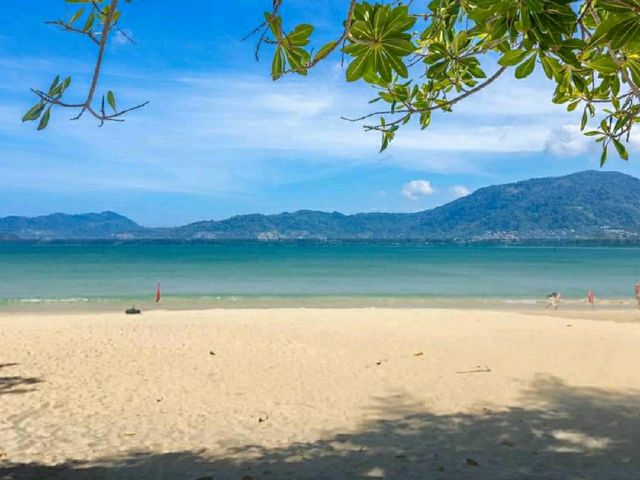 ทะเลภูเก็ต..ในวันที่ฟ้าใส