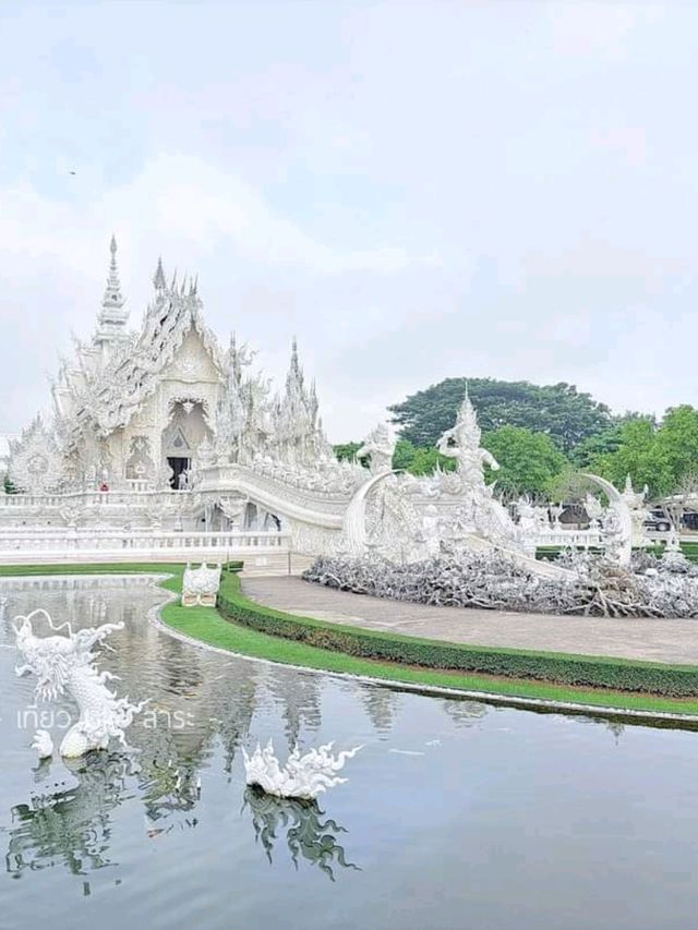 ร่องขุ่น 🙏🏼 พุทธศิลป์เมืองเชียงราย