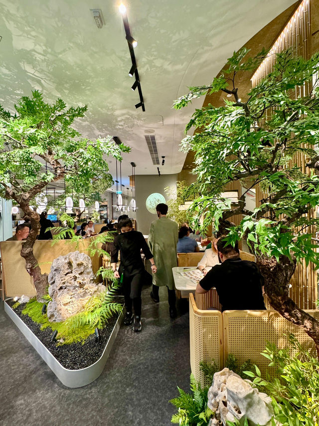 《香港店菜色有驚喜》