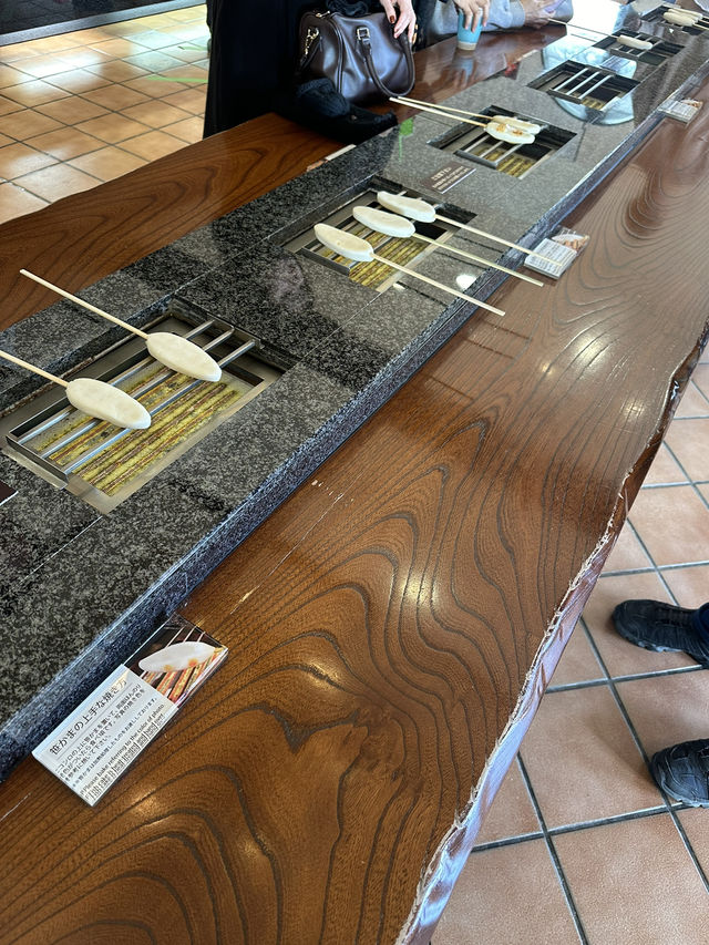 焼きたての笹かまを食べられる、松島の名店！