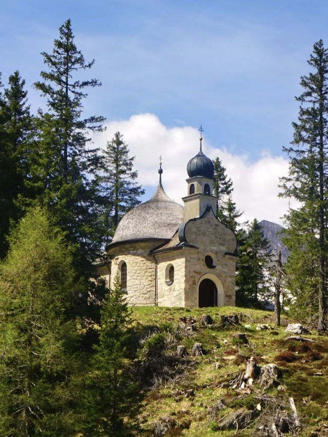 Obernberger See: A Hidden Alpine Paradise in Austria