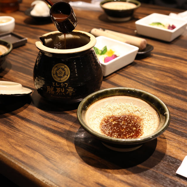 福岡美食之旅：拉麵與米其林的完美碰撞！🍜✨