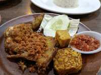 Lets Discover The Best Daun Pisang inside BATAM mall
