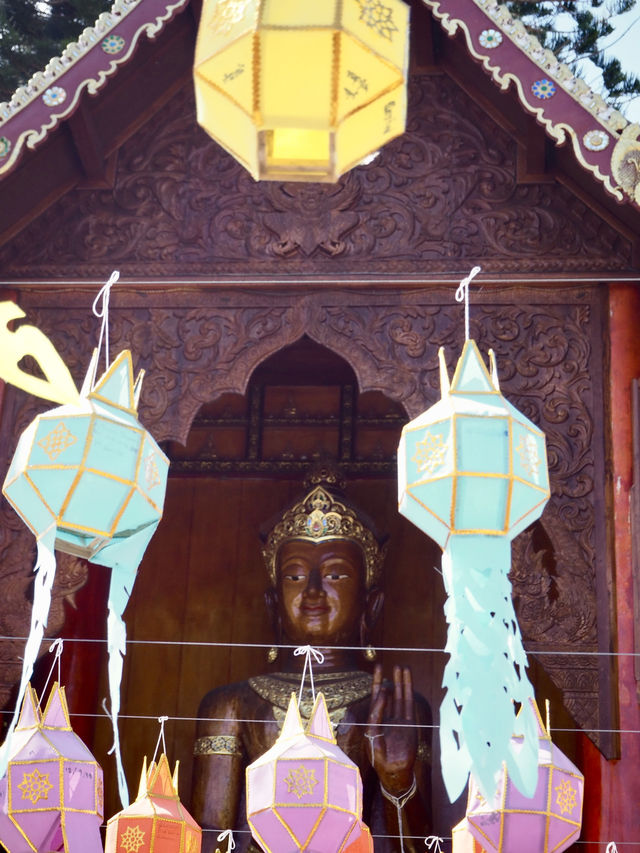 噂の『天空の寺院』ドイ・ステープ