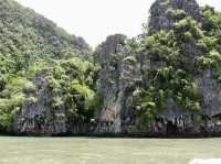 Thailand’s Majestic Natural Paradise: Phang Nga Bay