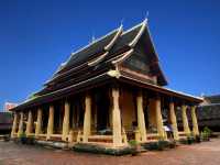 Wat Sisaket  วัดสีสะเกตุ เที่ยวลาว