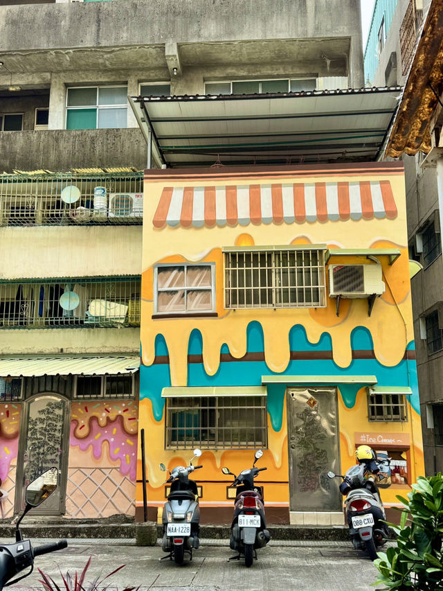 Hidden Street Art in Kaohsiung